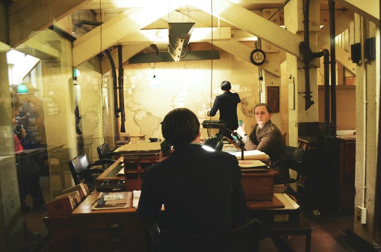 How to Set Up a Family Command Center to Stay Organized